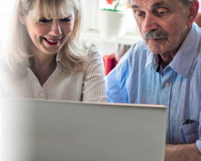 When Elderly Parents Manage Their Own Money: What Should Their Children Know?