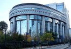  Γιατί η πολιτική σταθερότητα δεν εγγυάται την πρόοδο.